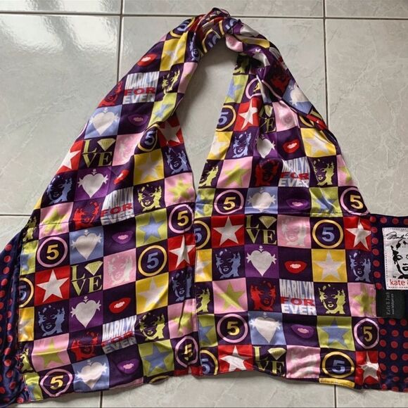 Marilyn Monroe sleeveless 100% silk top - Picture 5 of 9